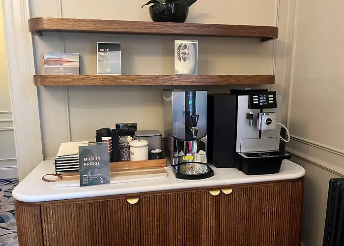 Family Hotel: Waterloo Town House & Suites